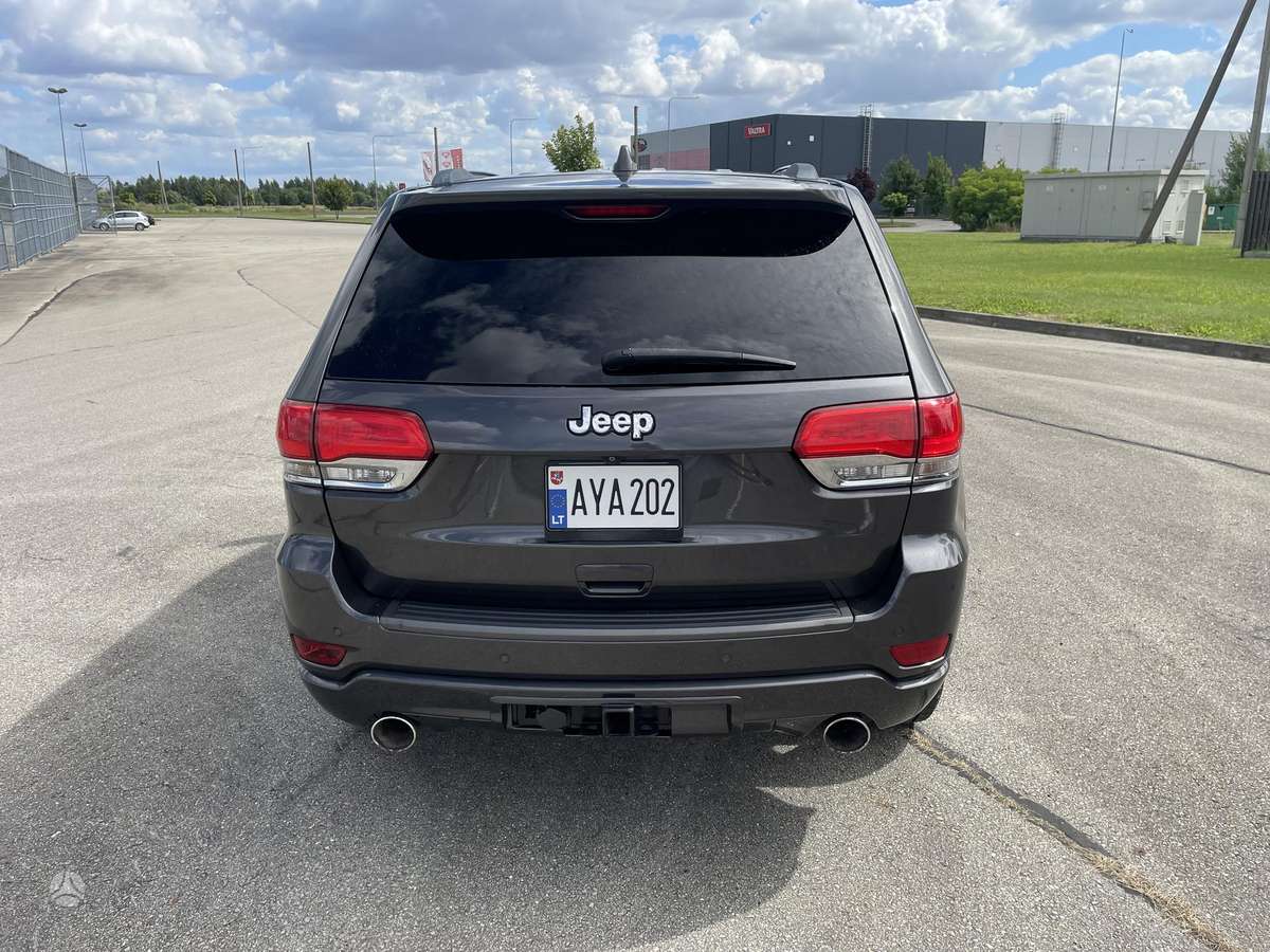 Jeep Grand Cherokee - 5