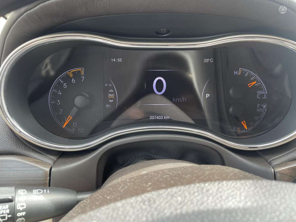 Jeep Grand Cherokee - 7