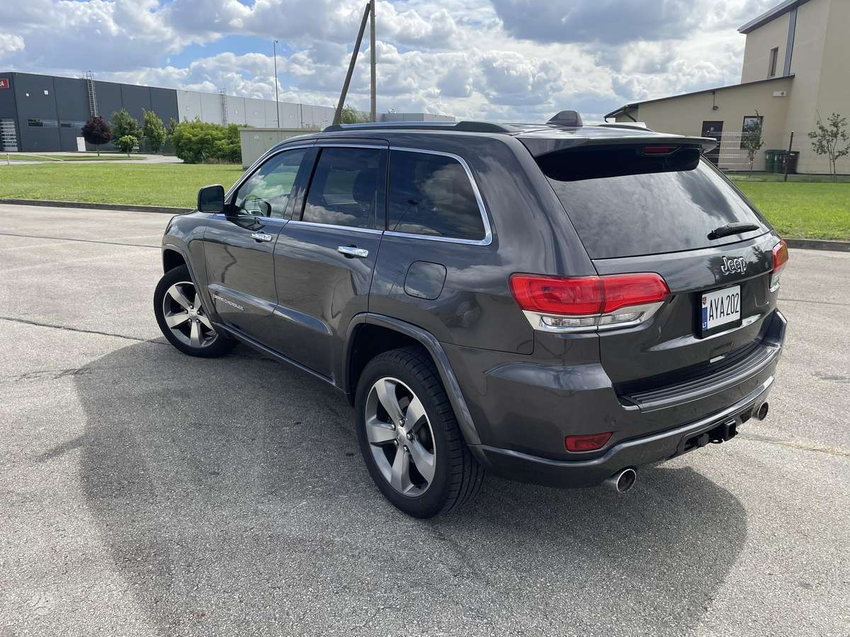 Jeep Grand Cherokee - 3