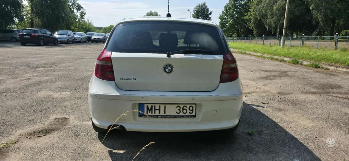 BMW 116, 2.0 l., hatchback