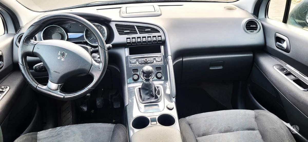 Peugeot 3008 - 9