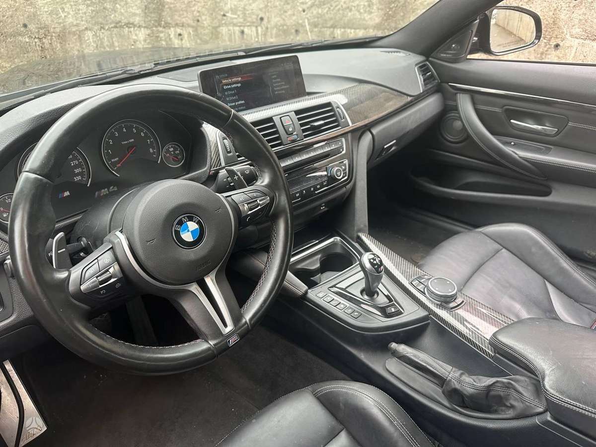 BMW M4, coupe