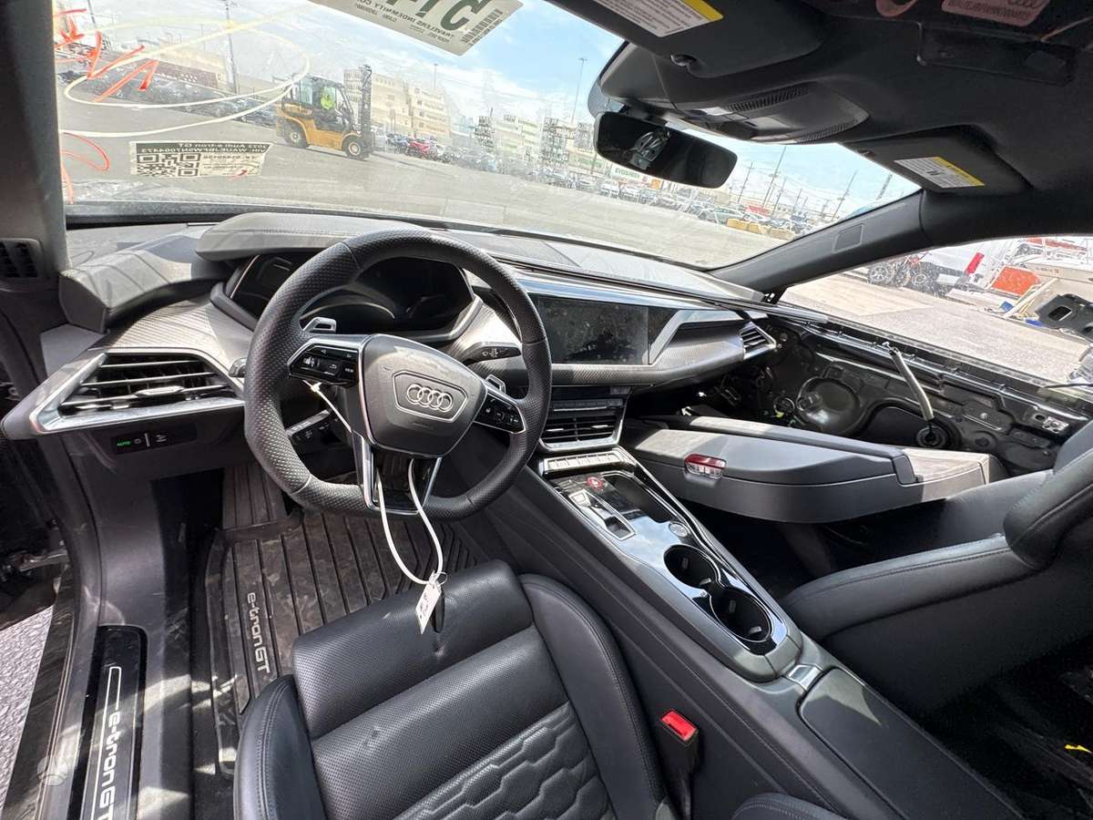 Audi e-tron GT, 93 kWh, hatchback