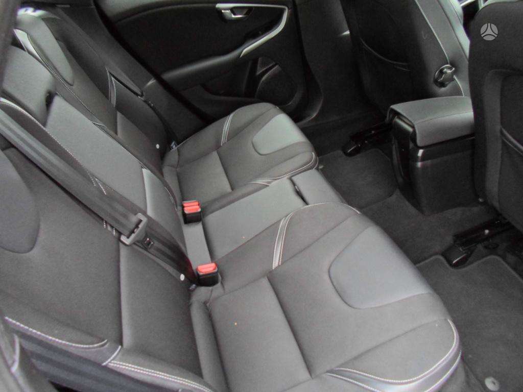 Volvo V40, 2.0 l., hatchback