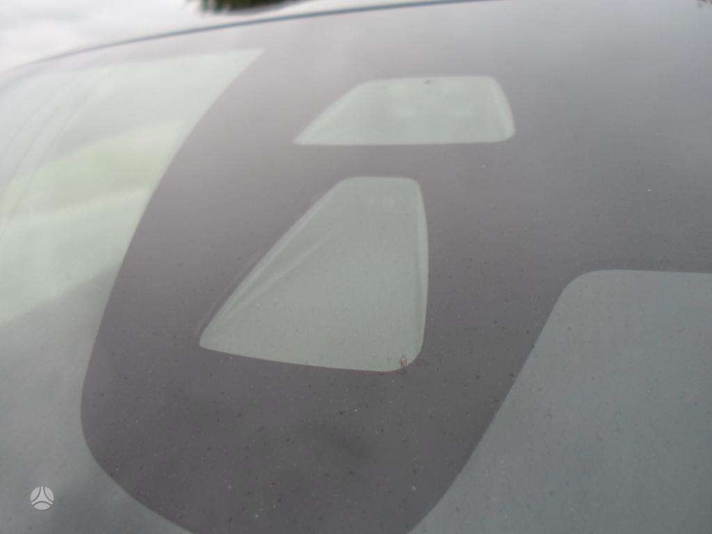 Volvo V40, 2.0 l., hatchback