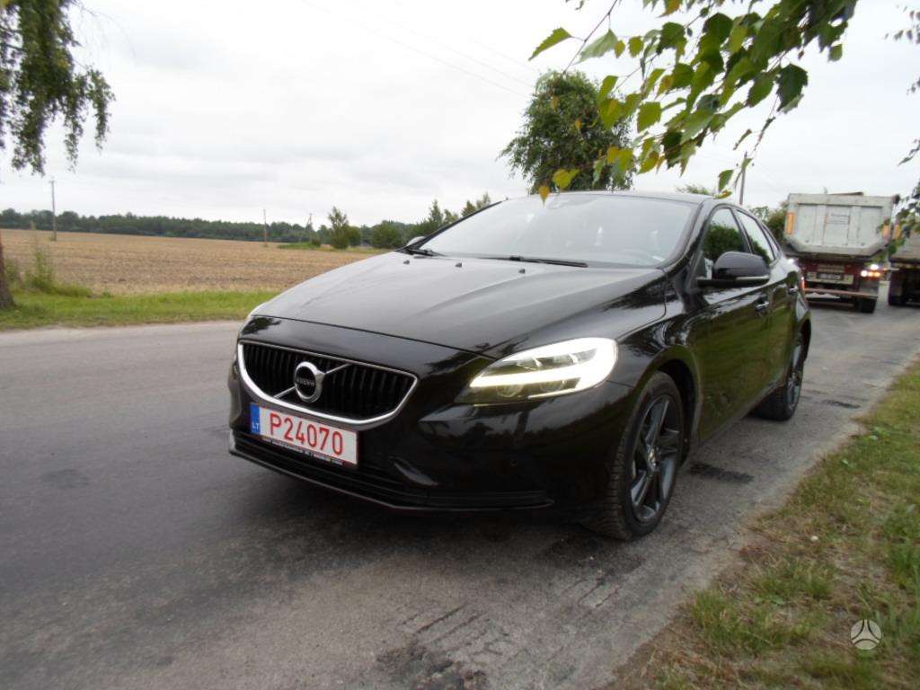 Volvo V40, 2.0 l., hatchback