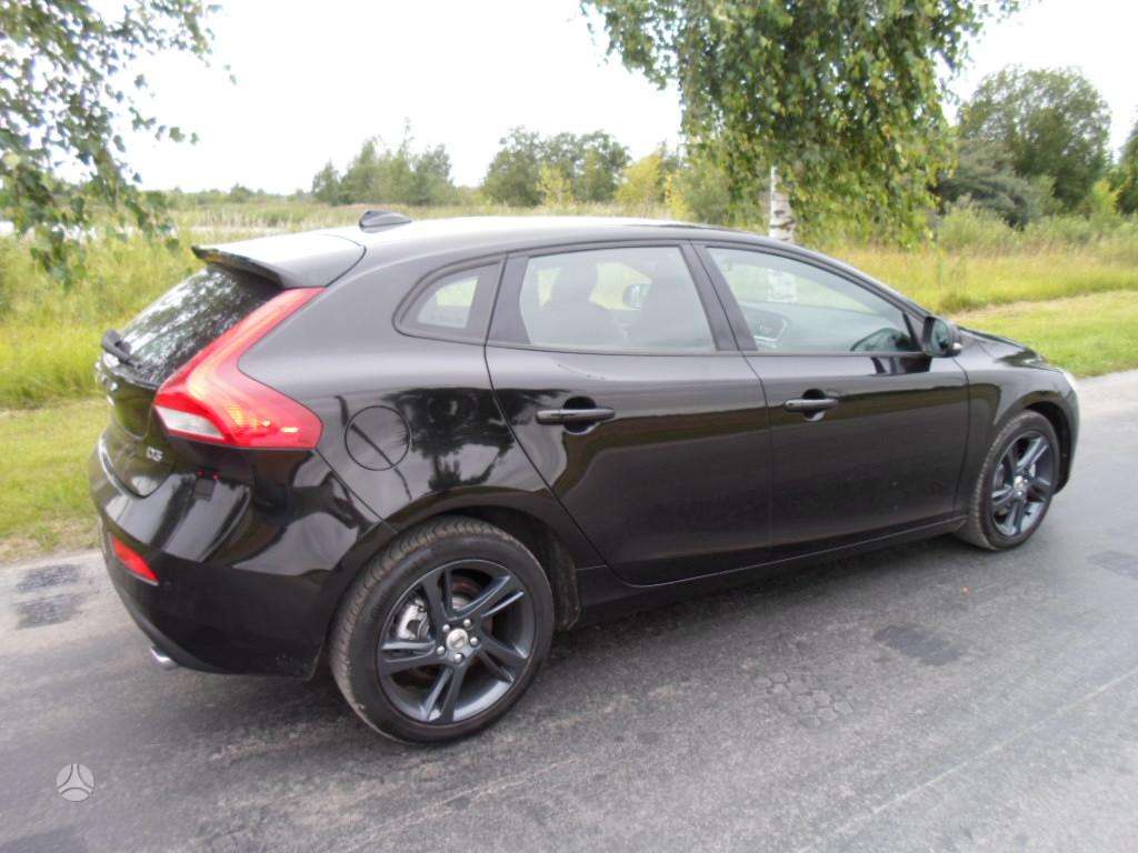 Volvo V40, 2.0 l., hatchback