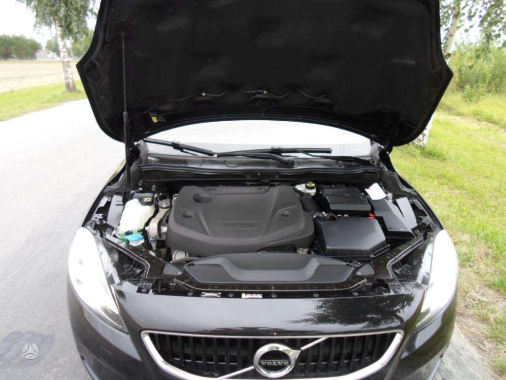 Volvo V40, 2.0 l., hatchback