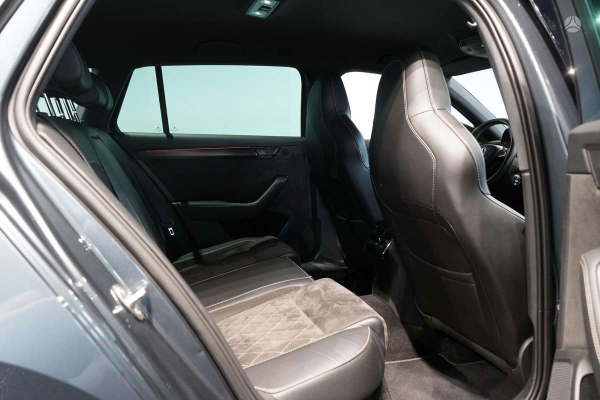 Škoda Superb - 12