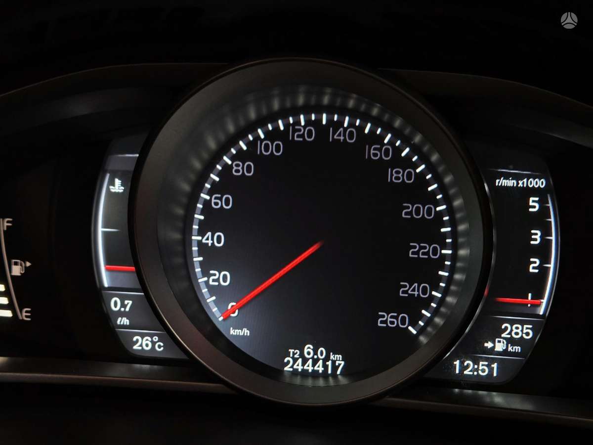 Volvo V40, 2.0 l., hatchback