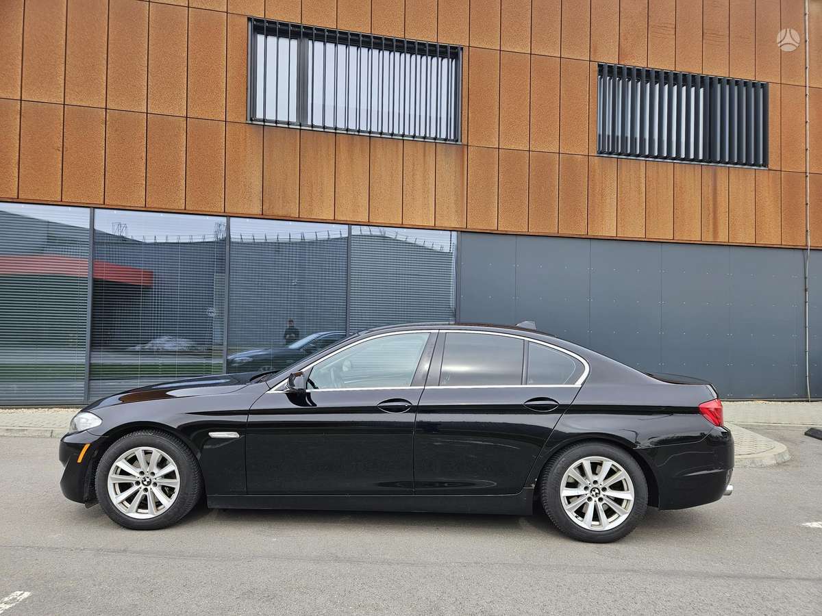 BMW 520, 2.0 l., Седан