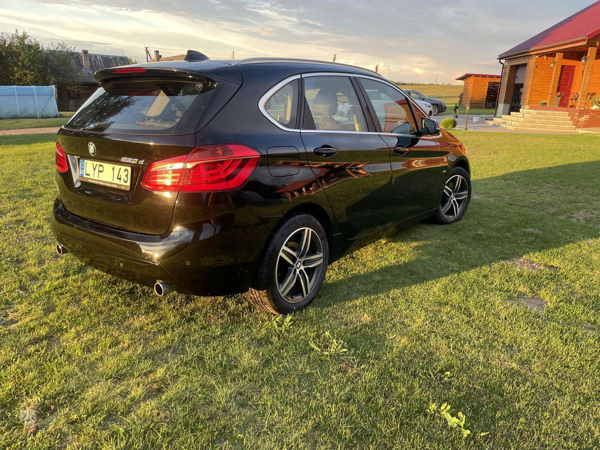 BMW 220 Active Tourer, 2.0 l., Минивэн