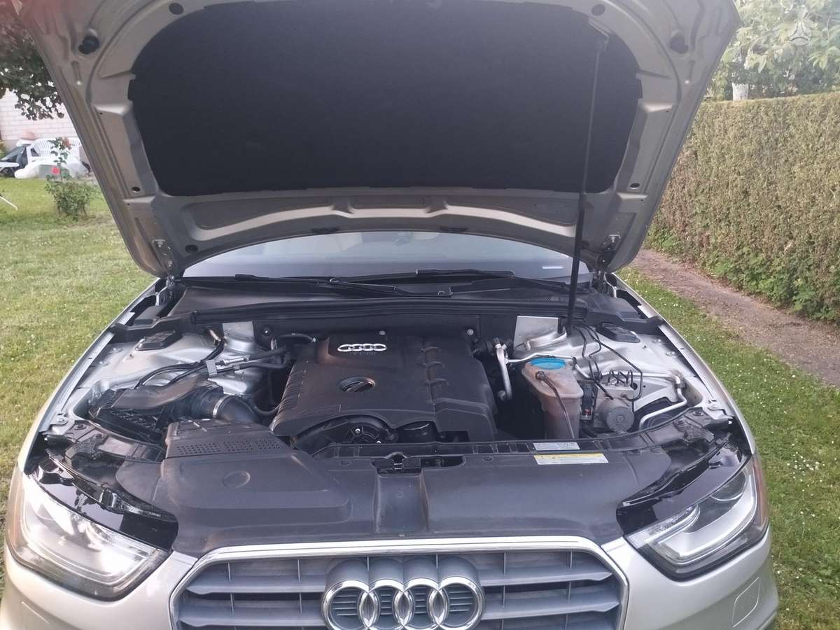 Audi A4, 2.0 l., Седан