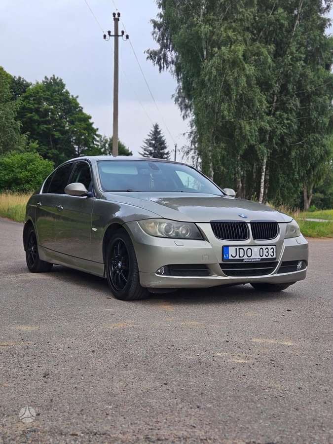BMW 325, 3.0 l., Седан