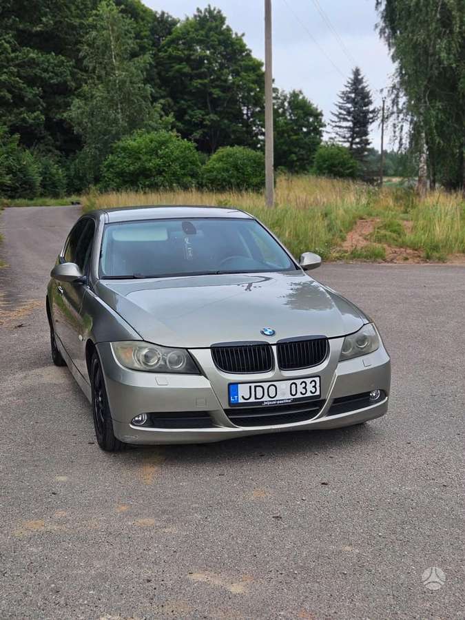 BMW 325, 3.0 l., Седан