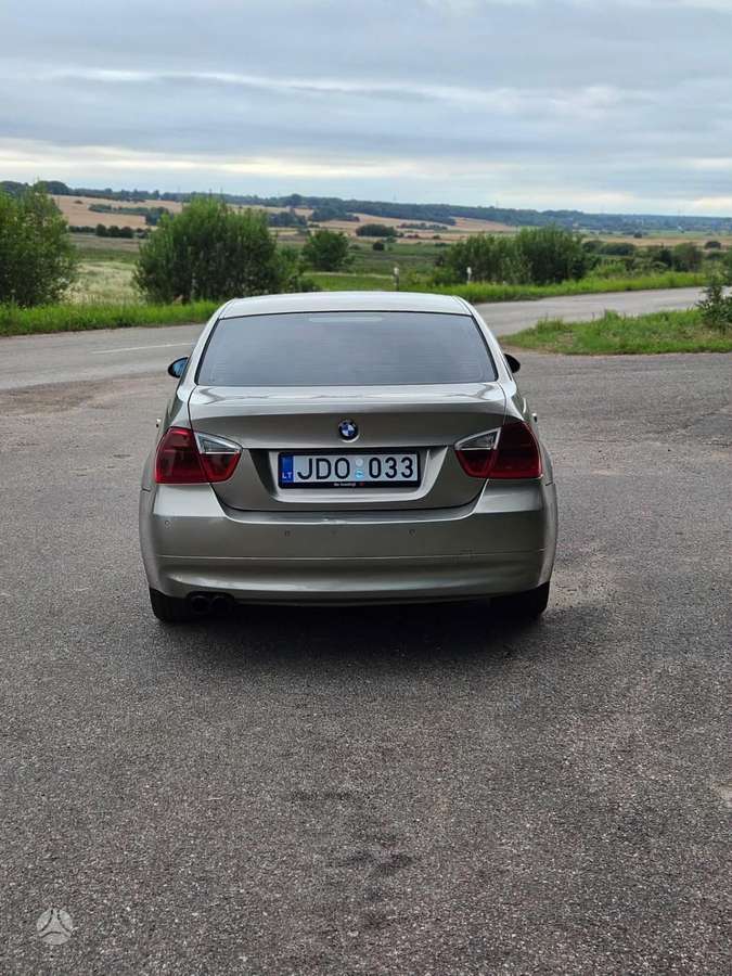 BMW 325, 3.0 l., Седан