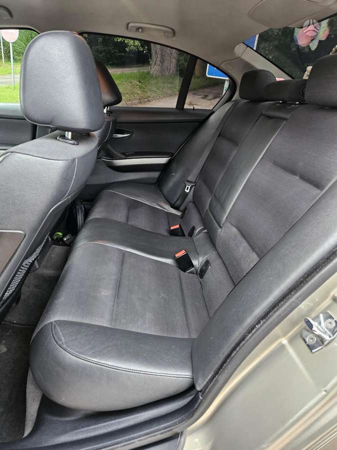 BMW 325, 3.0 l., Седан