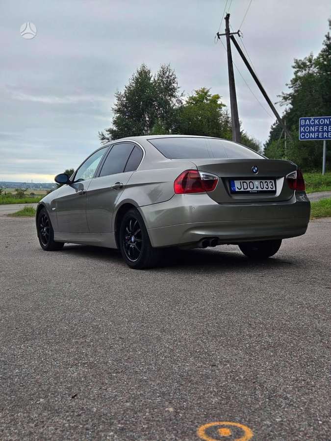 BMW 325, 3.0 l., Седан