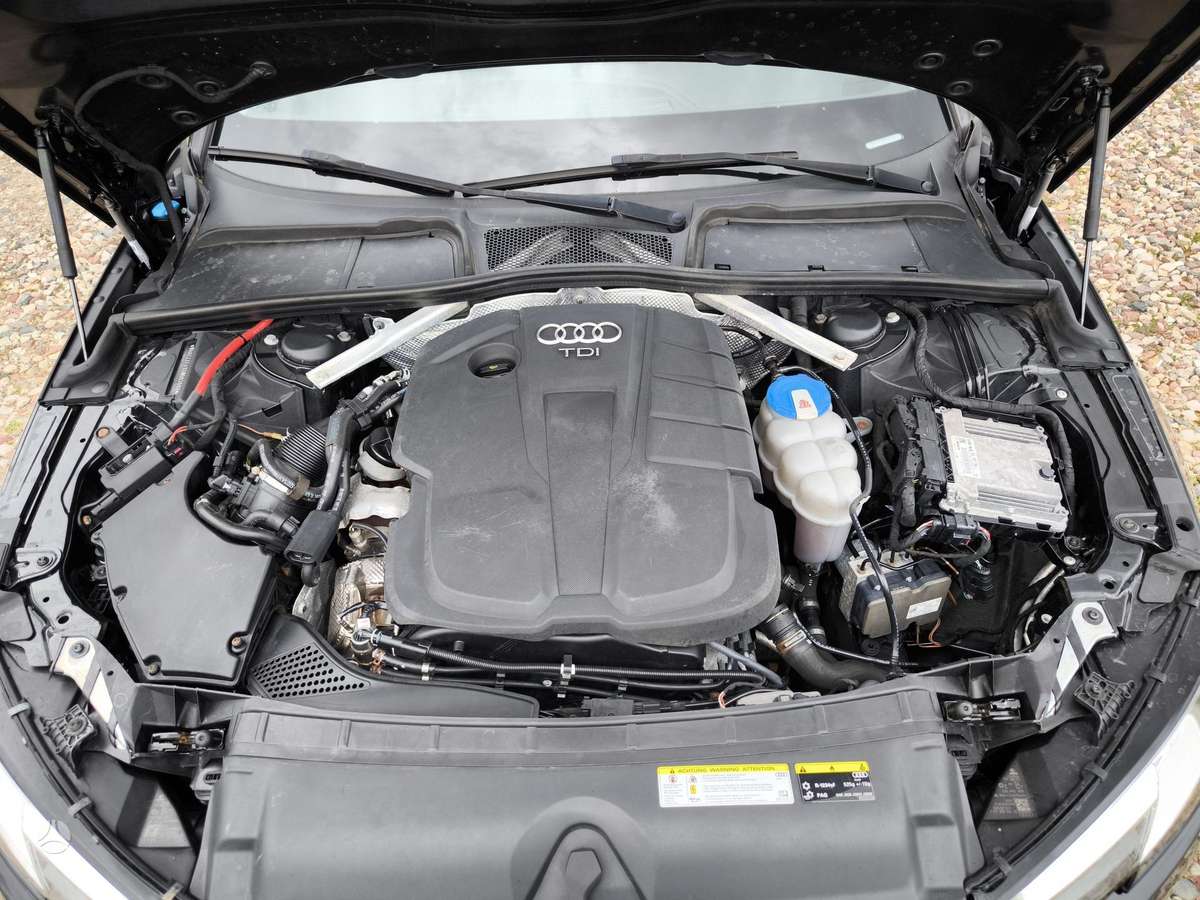Audi A4, 2.0 l., sedanas