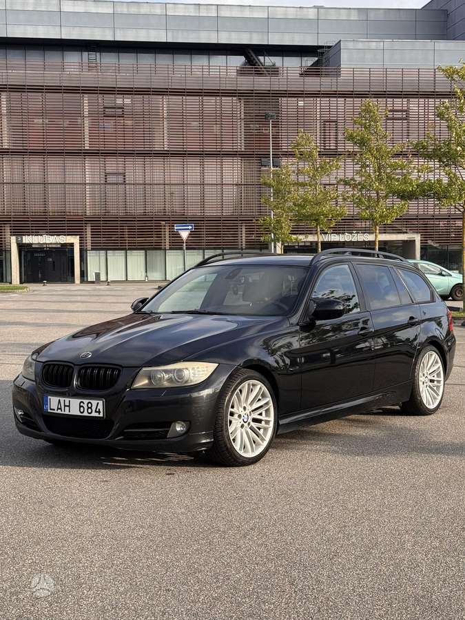 BMW 320, 2.0 l., Универсал