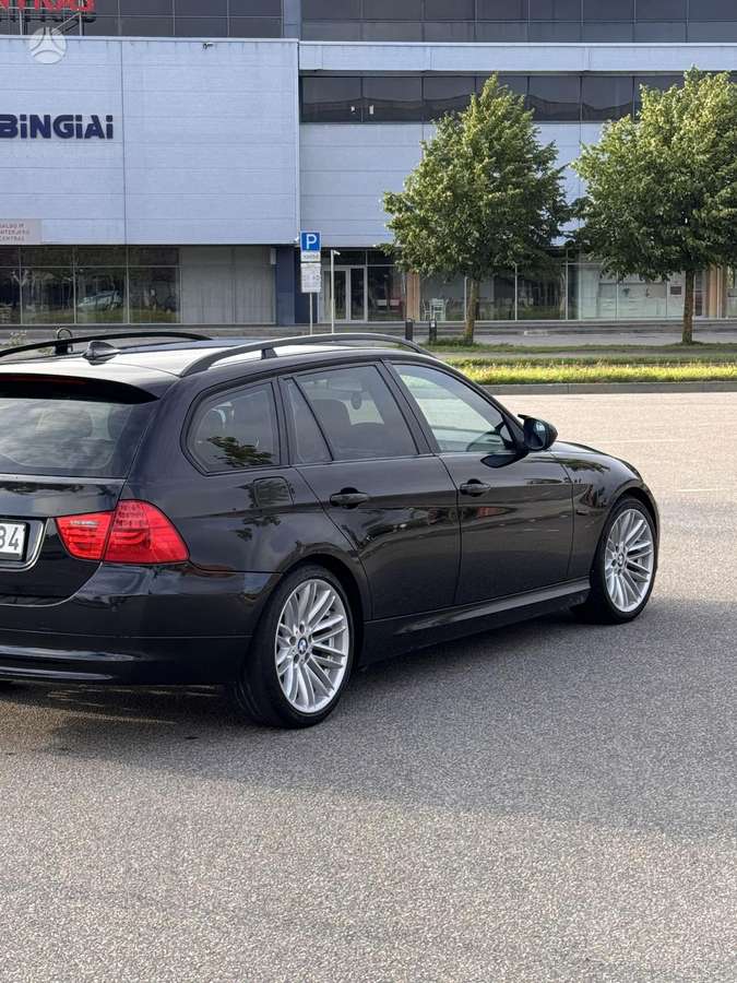 BMW 320, 2.0 l., Универсал