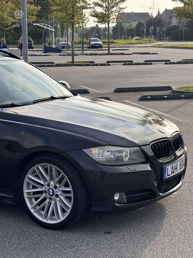BMW 320, 2.0 l., Универсал