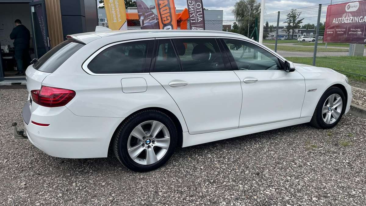 BMW 520, 2.0 l., wagon
