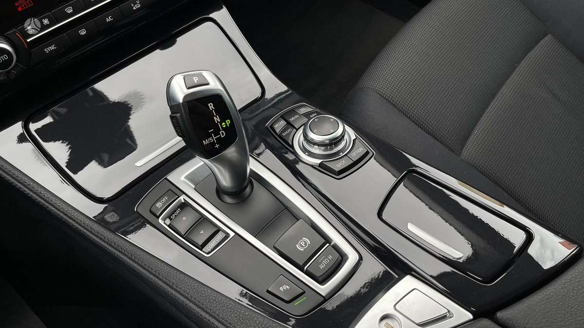 BMW 520, 2.0 l., wagon