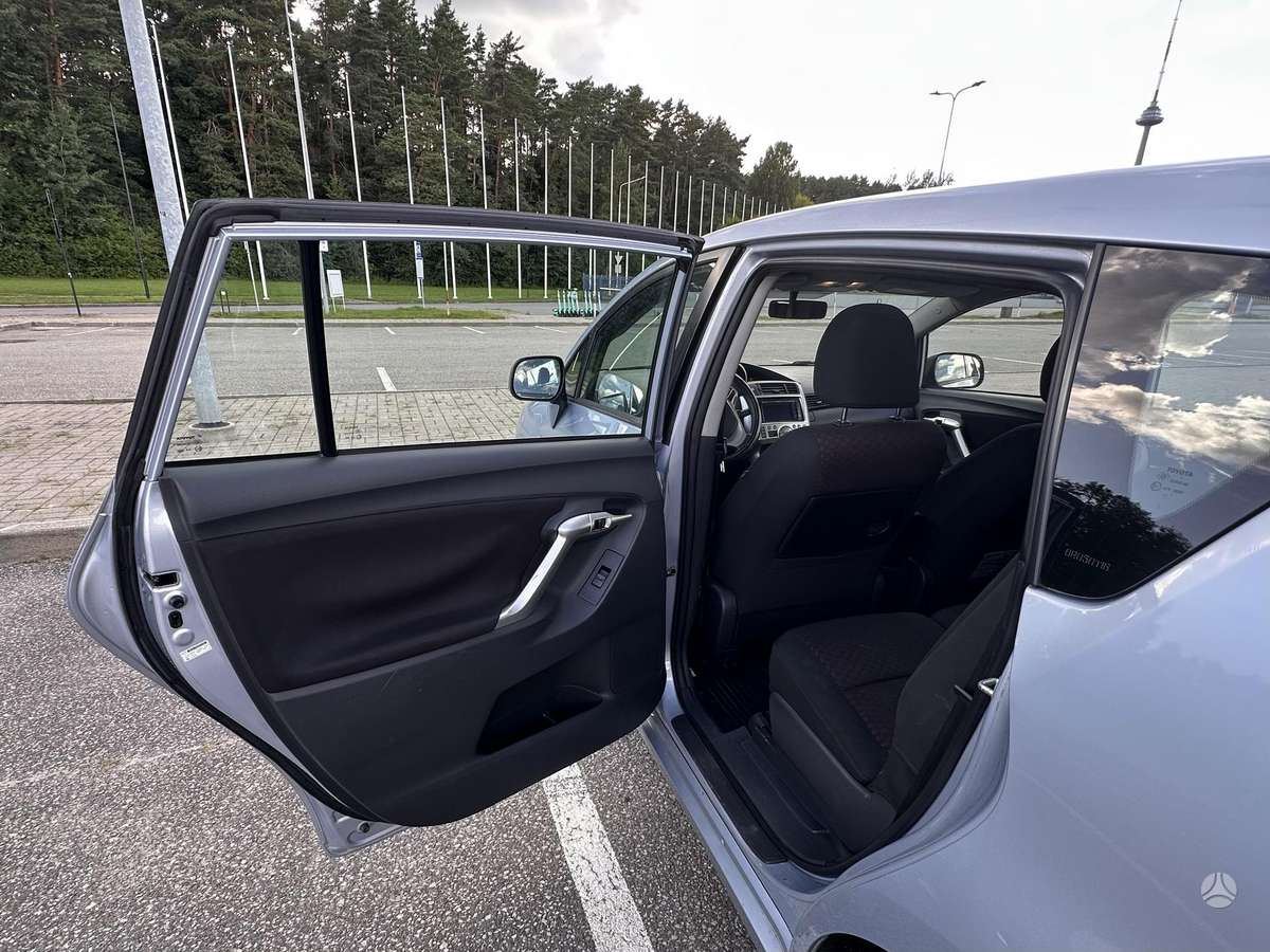 Toyota Verso - 9