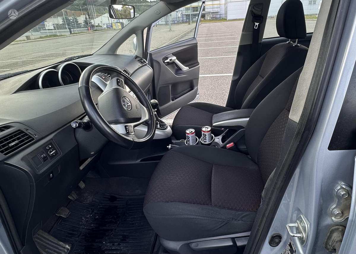 Toyota Verso - 10