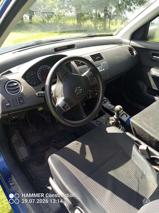 Suzuki Swift, 1.3 l., Хэтчбек