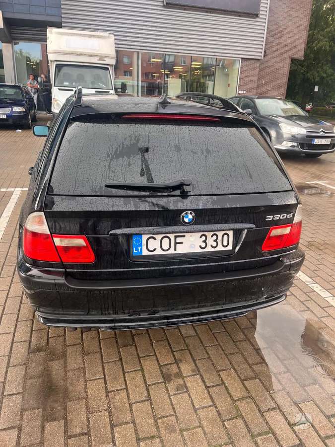 BMW 330, 3.0 l., wagon