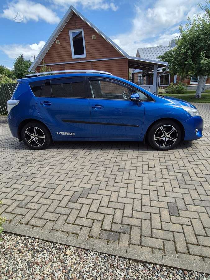 Toyota Verso - 2