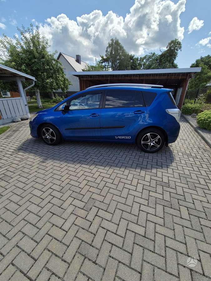 Toyota Verso - 3