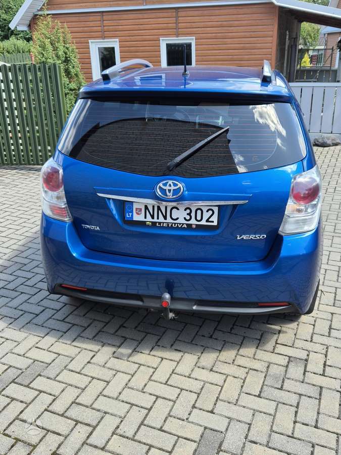 Toyota Verso - 4