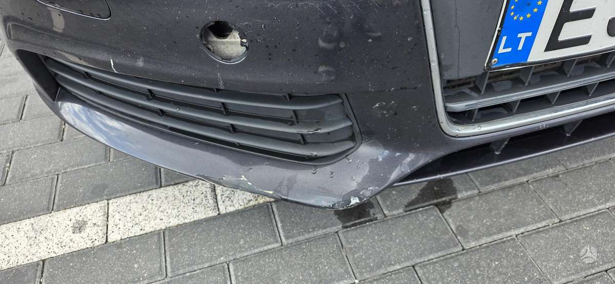 Audi A4, 1.8 l., Седан