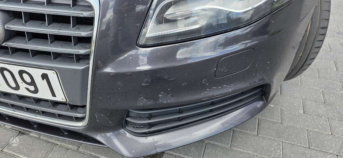 Audi A4, 1.8 l., Седан
