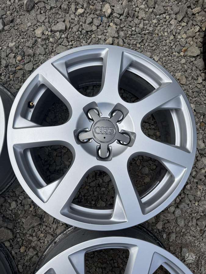 Audi, lengvojo lydinio, R17