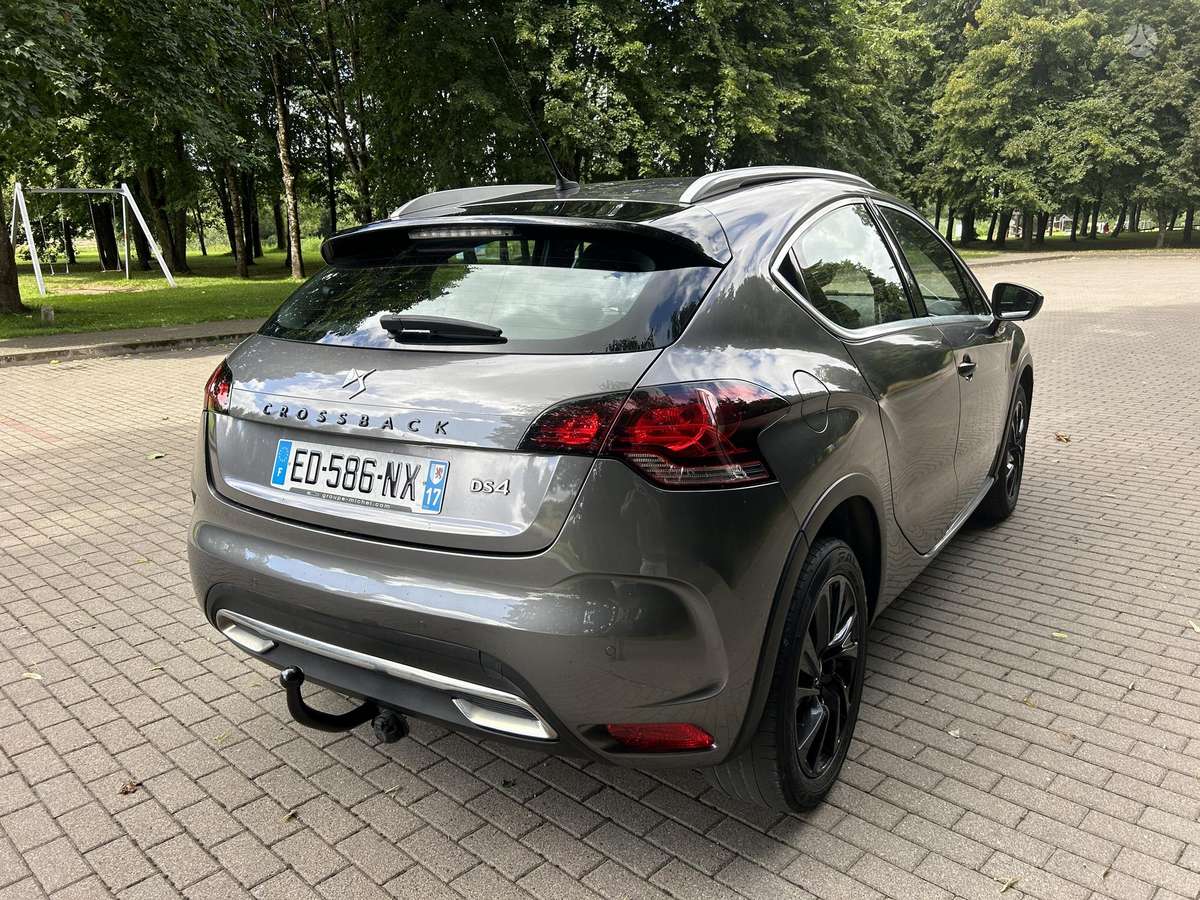 Citroen DS4, 1.2 l., Хэтчбек