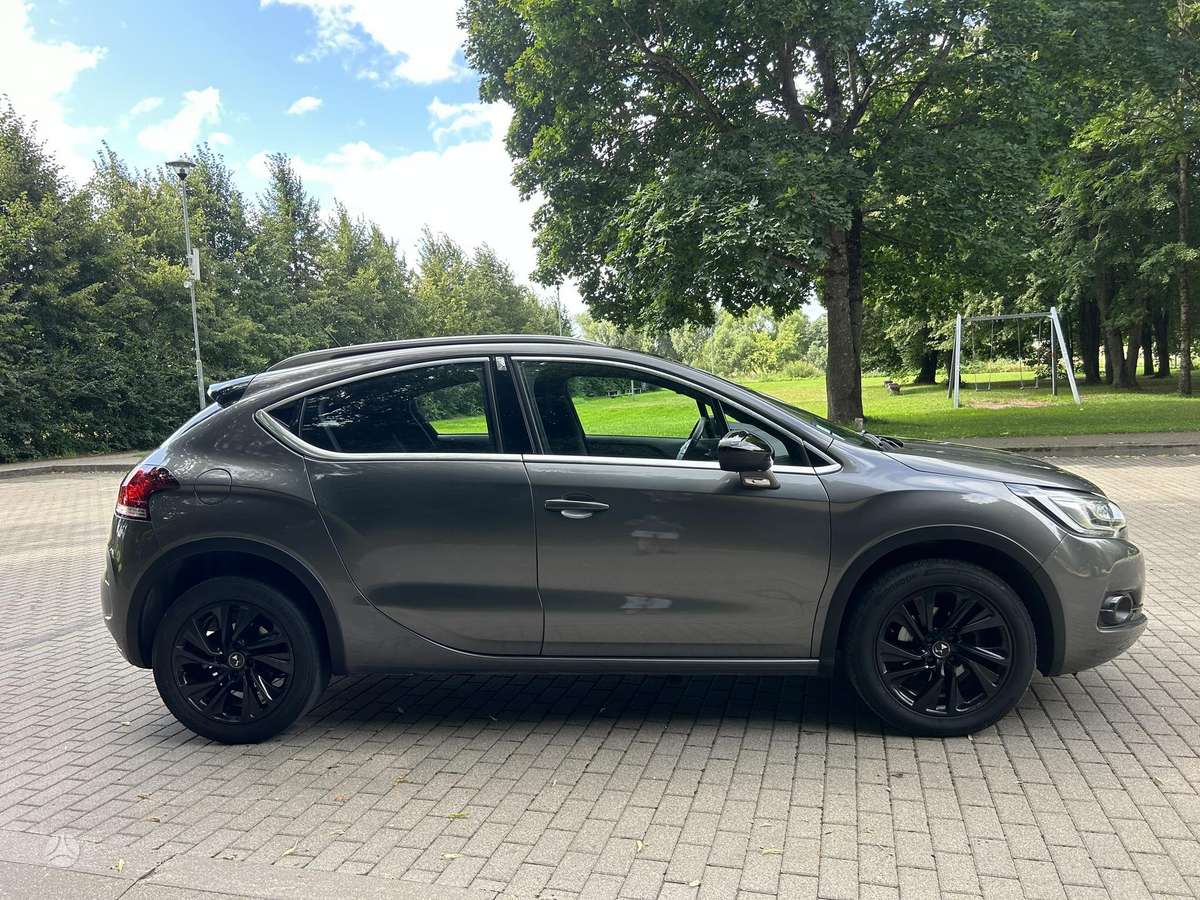 Citroen DS4, 1.2 l., Хэтчбек