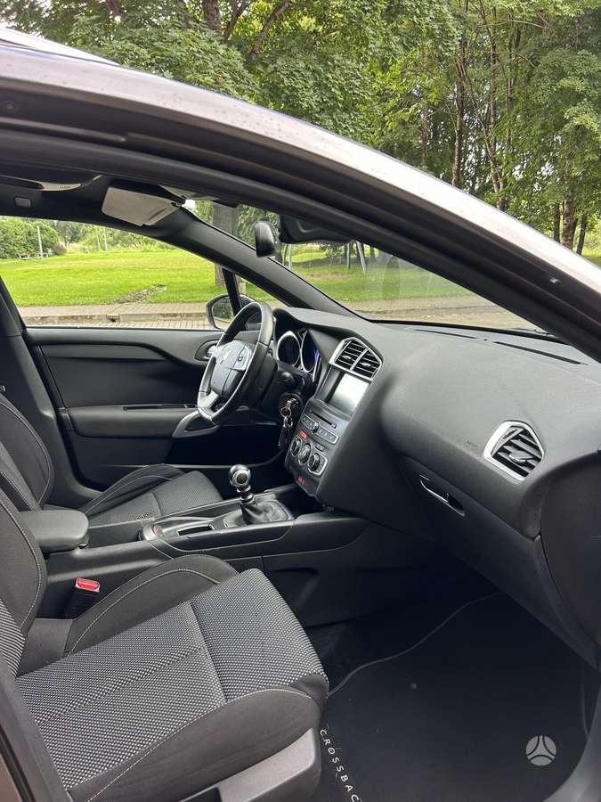 Citroen DS4, 1.2 l., Хэтчбек