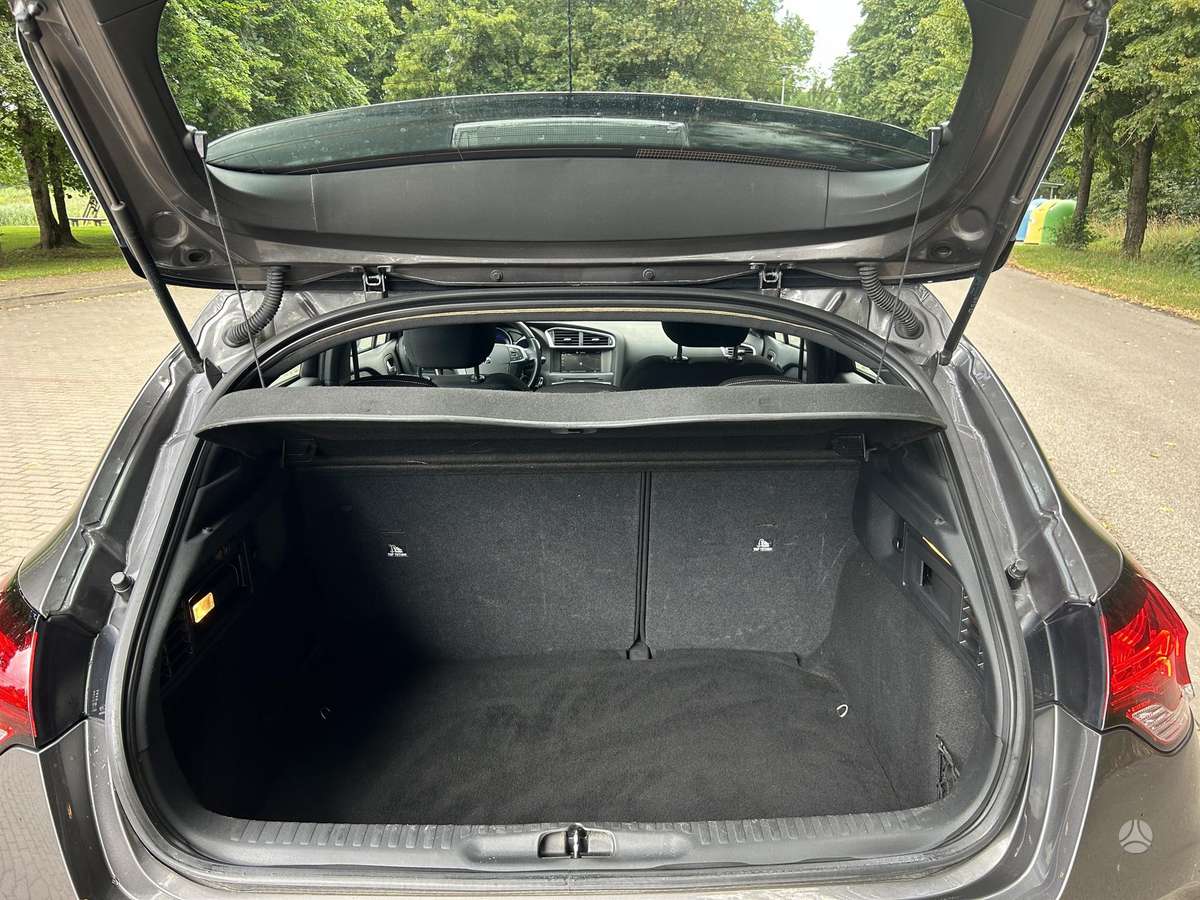 Citroen DS4, 1.2 l., Хэтчбек