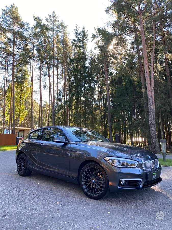 BMW 118, 2.0 l., hatchback