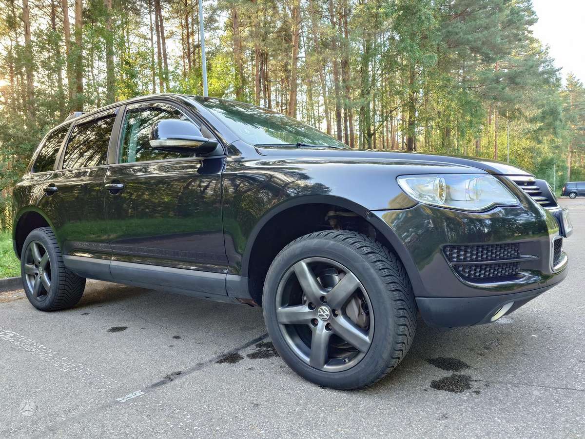 Volkswagen Touareg - 7