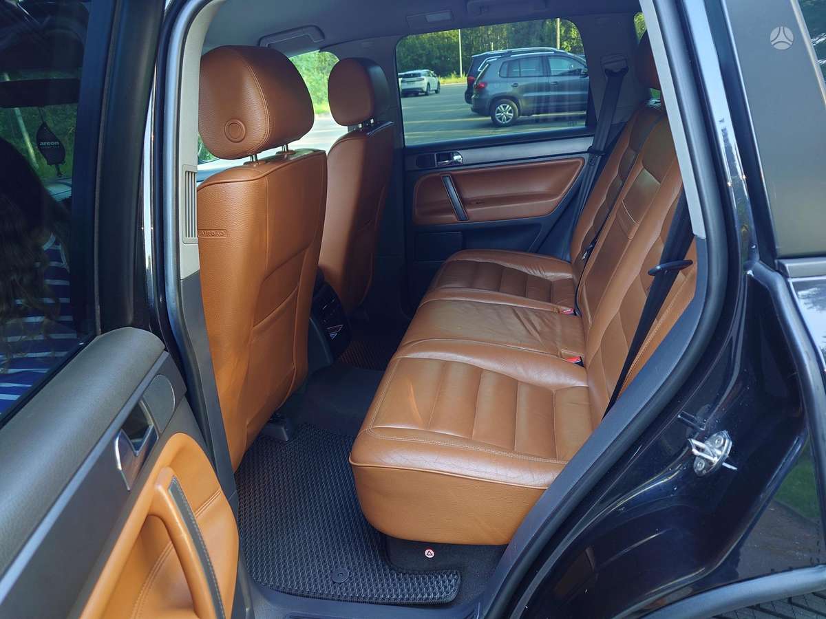 Volkswagen Touareg - 10