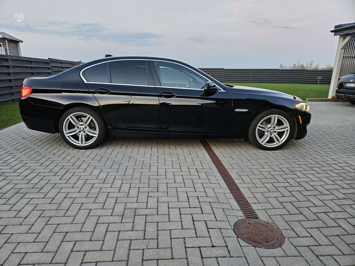BMW 520, 2.0 l., Седан