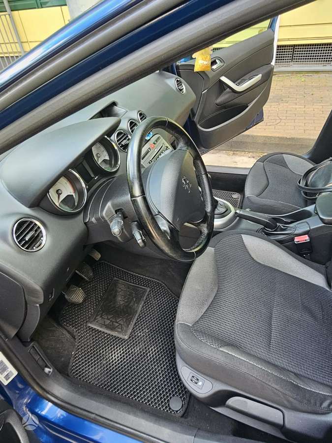 Peugeot 308 - 11