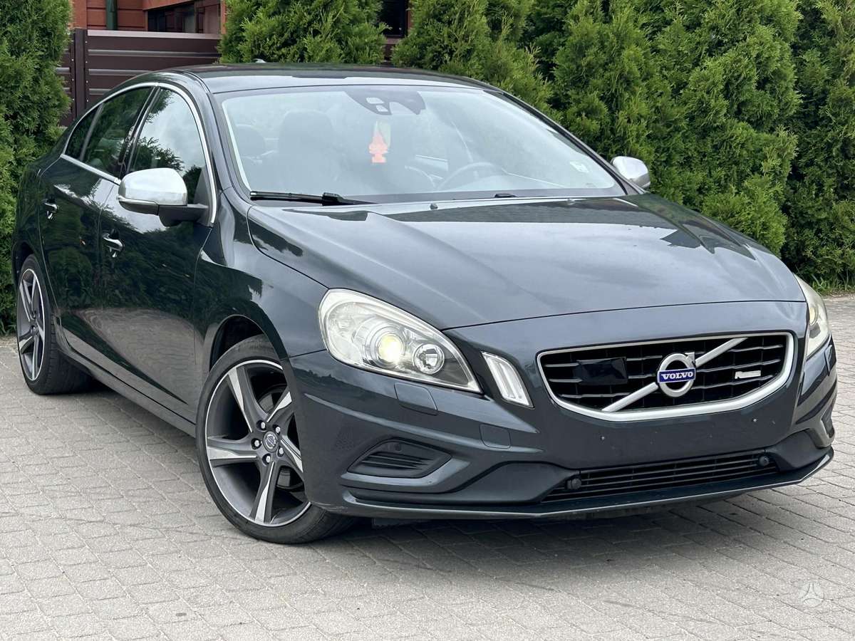Volvo S60, 2.4 l., Седан
