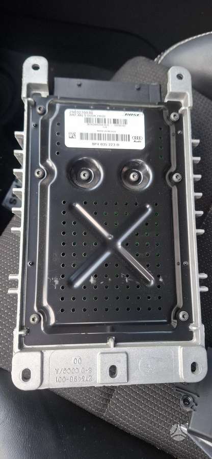 Audi A3, CFFB, детали салона