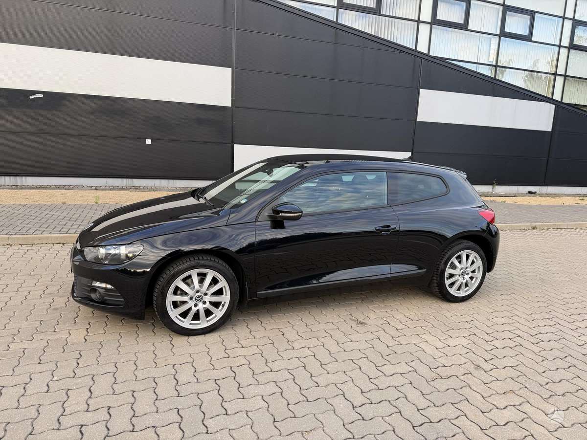 Volkswagen Scirocco, 1.4 l., Хэтчбек